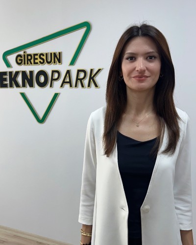 Ecem Selin AKKAYA TİRİŞ